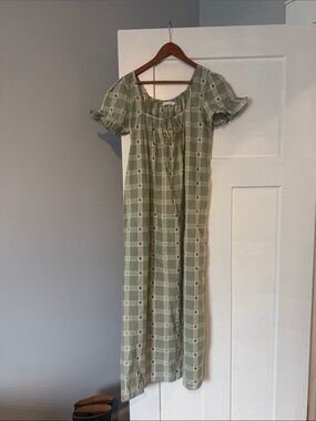 Trade for size small